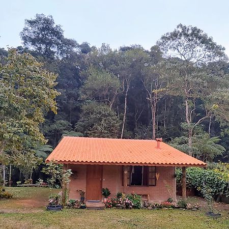 Chale Vale Das Flores - Visconde De Maua Rj Bagian luar foto