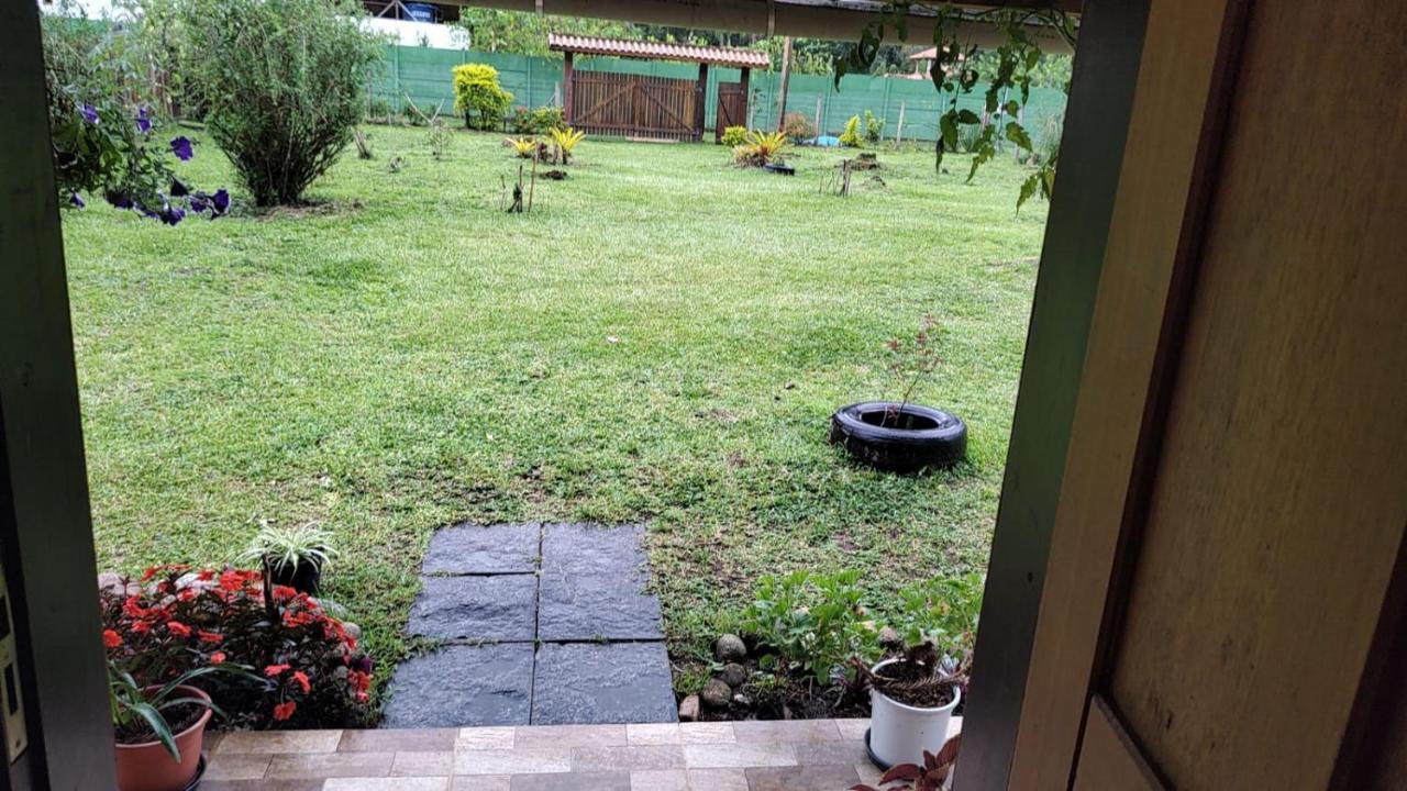 Chale Vale Das Flores - Visconde De Maua Rj Bagian luar foto